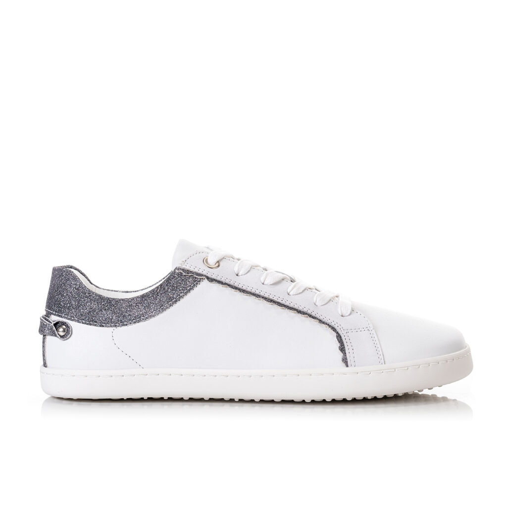 Shapen Feelin Chic White Glitter